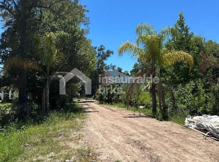 Terreno · 936m²