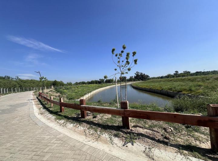 Terreno · 680m²