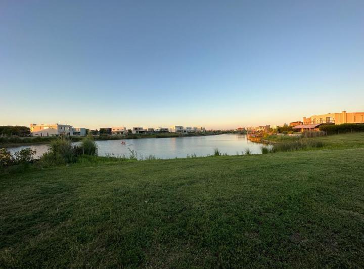 Terreno · 800m²