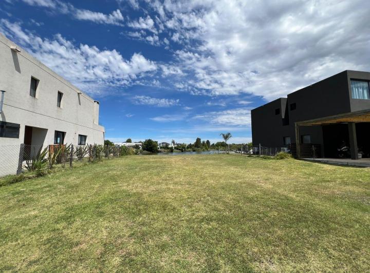 Terreno · 600m²