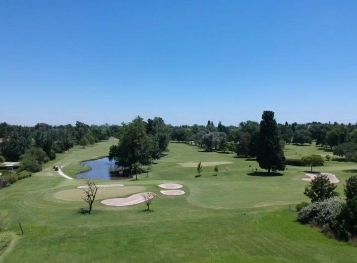 Terreno · 4400m²