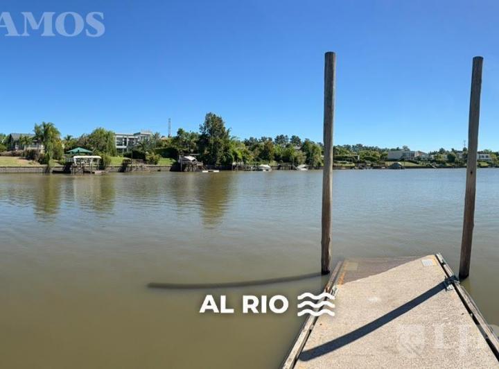Terreno · 1058m²