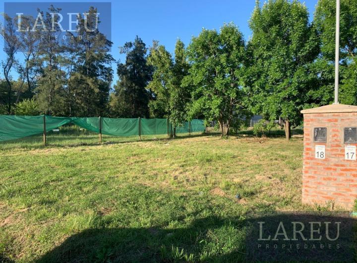 Terreno · 375m²