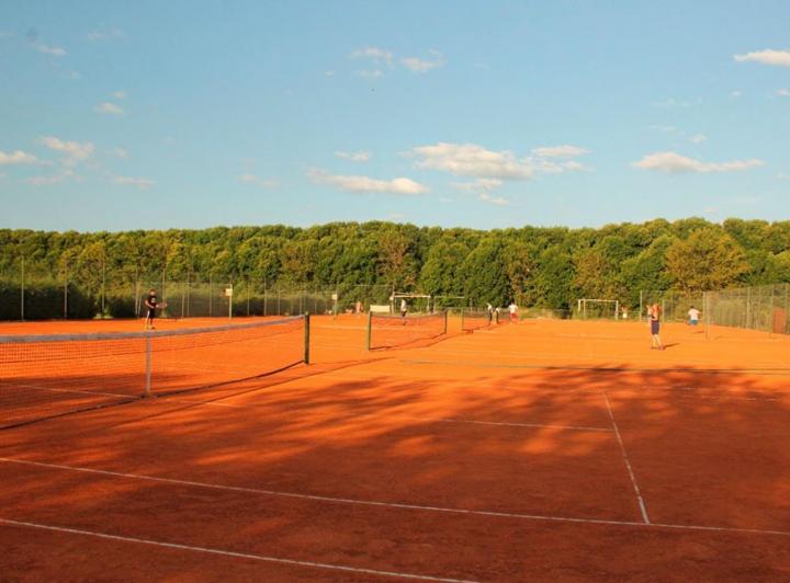 Terreno · 923m²