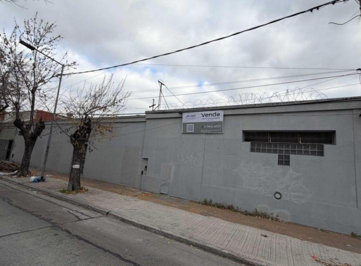 Terreno · 995m²