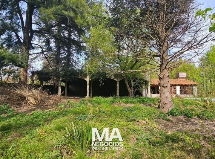 Terreno · 300m²