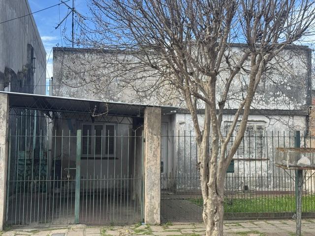 Terreno · 303m²