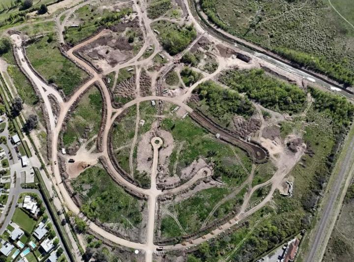 Terreno · 689m²