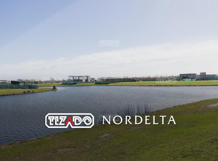 Terreno · 917m²