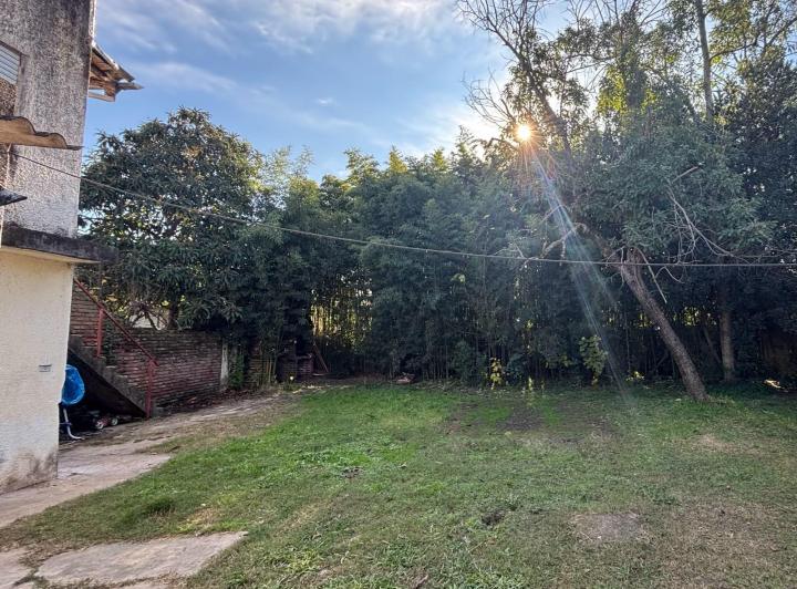 Terreno · 759m²