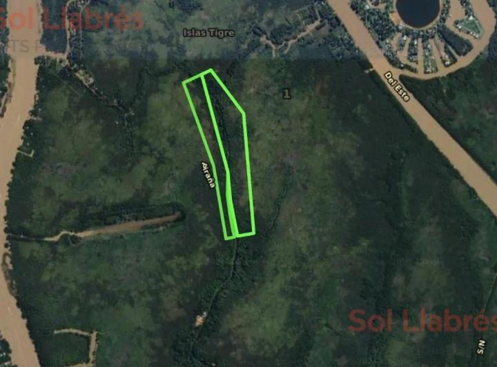 Terreno · 121583m²