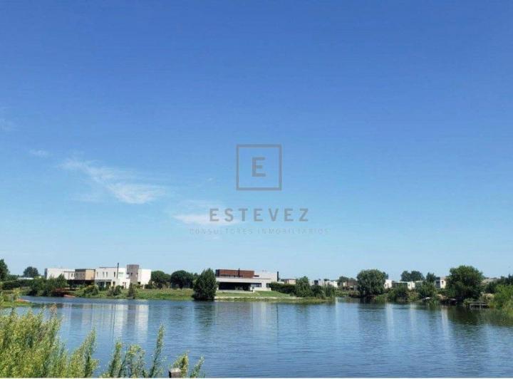 Terreno · 941m²
