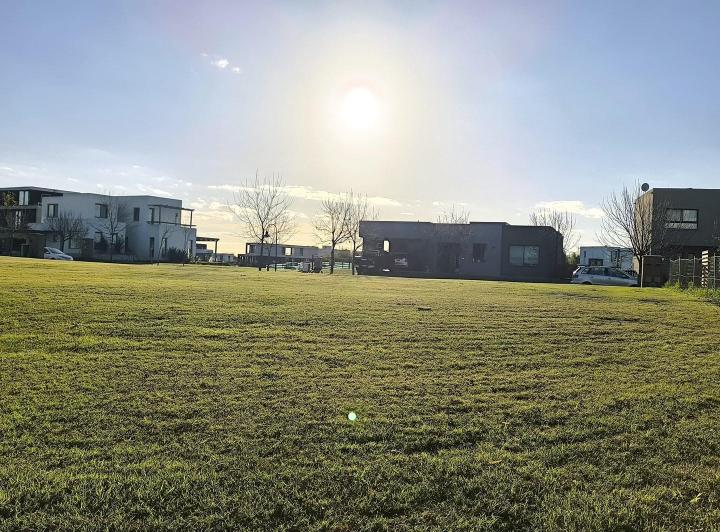 Terreno · 781m²