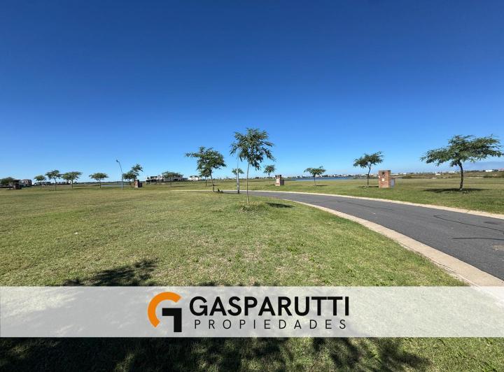 Terreno · 665m²