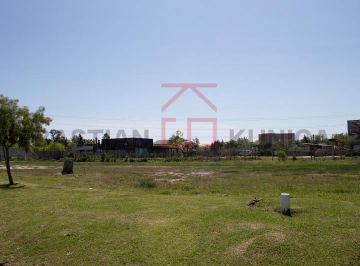 Terreno · 645m²