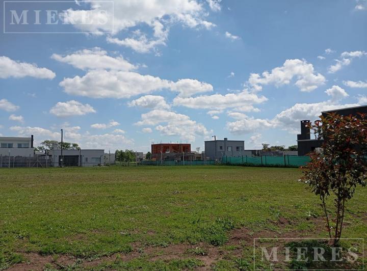Terreno · 536m²