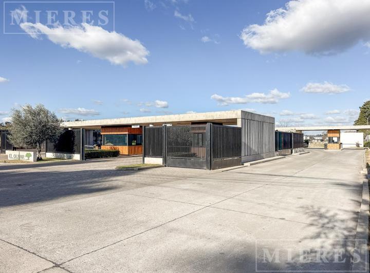 Terreno · 380m²
