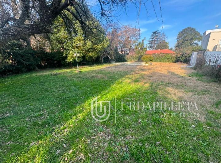 Terreno · 650m²