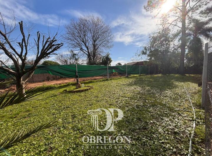Terreno · 235m²