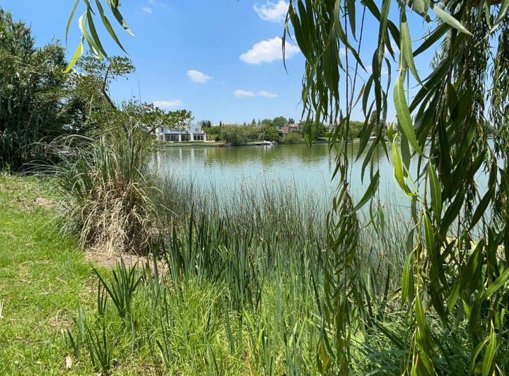 Terreno · 949m²