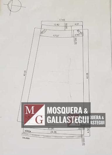 Terreno · 830m²