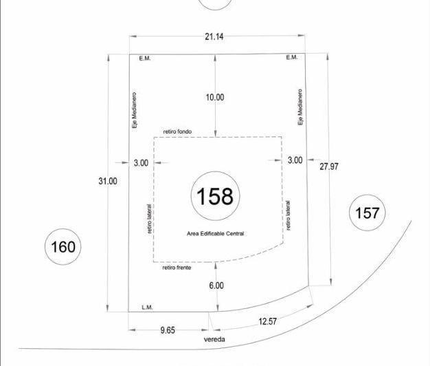 Terreno · 652m²