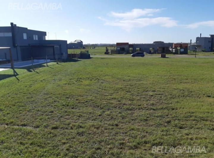 Terreno · 945m²