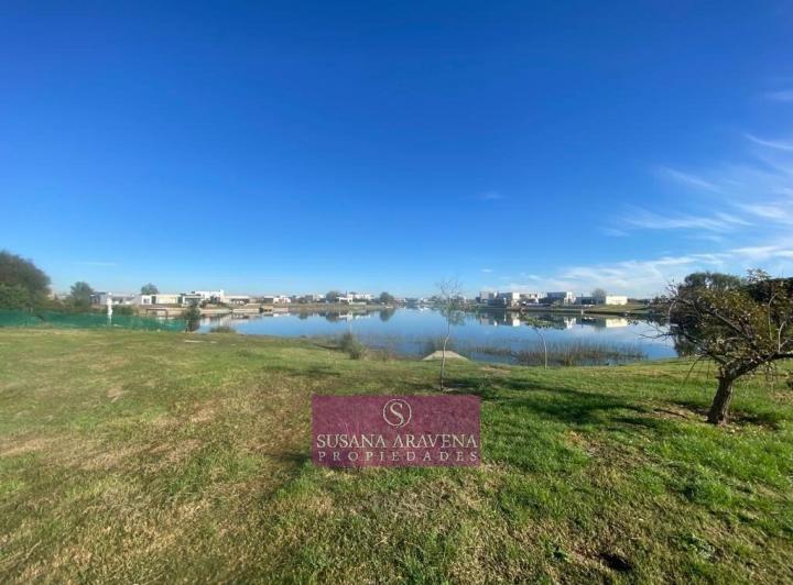 Terreno · 852m²