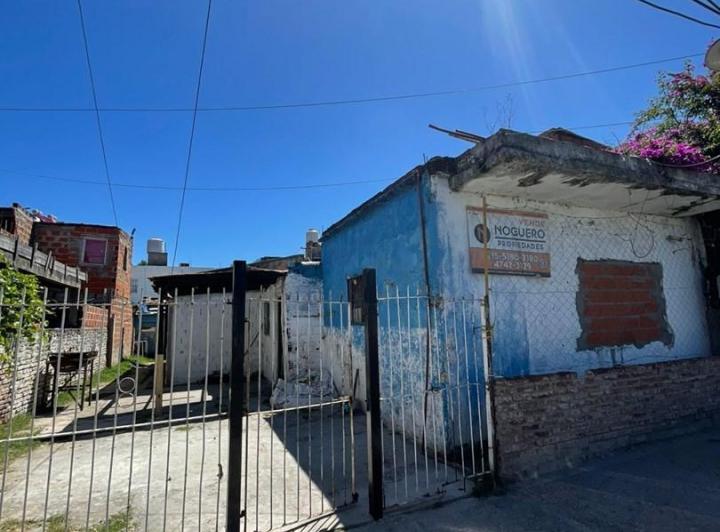Terreno · 240m²