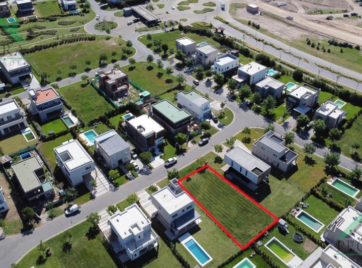 Terreno · 538m²