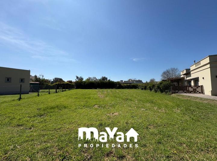 Terreno · 952m²