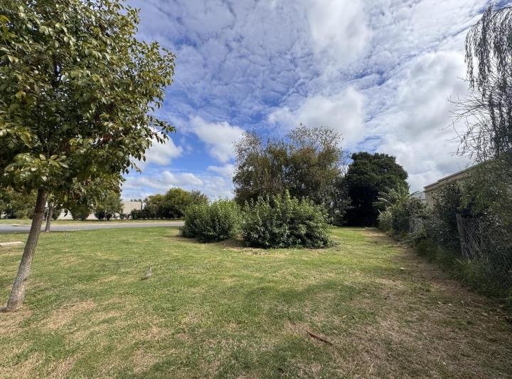 Terreno · 840m²