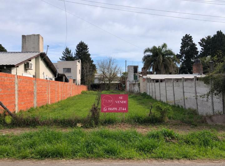 Terreno · 300m²