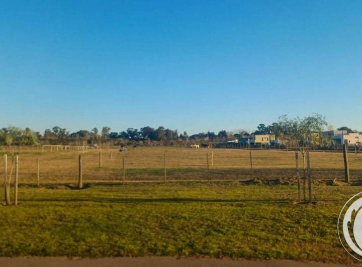 Terreno · 600m²