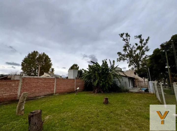 Terreno · 230m²