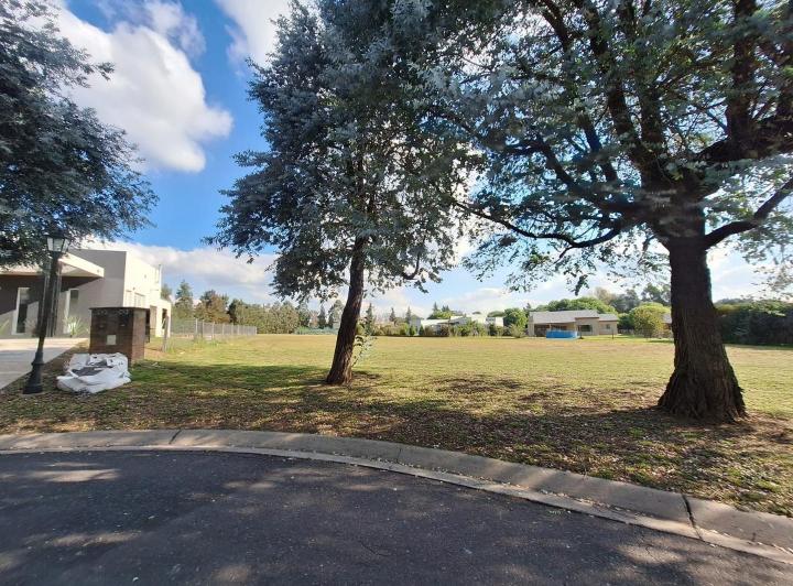 Terreno · 1050m²