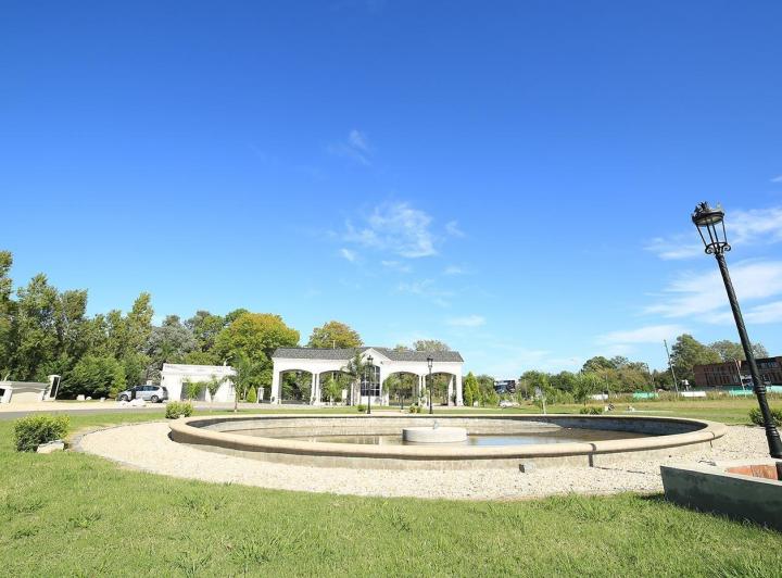 Terreno · 930m²