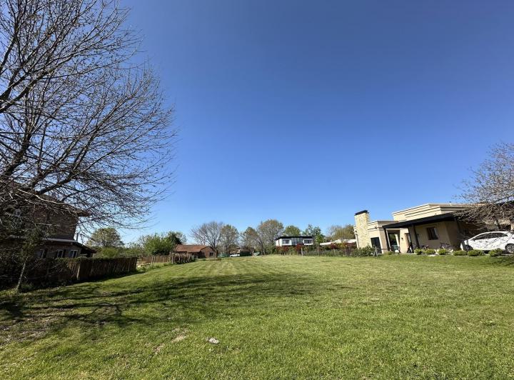 Terreno · 1010m²