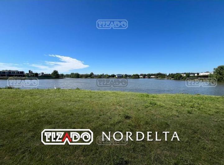 Terreno · 1687m²