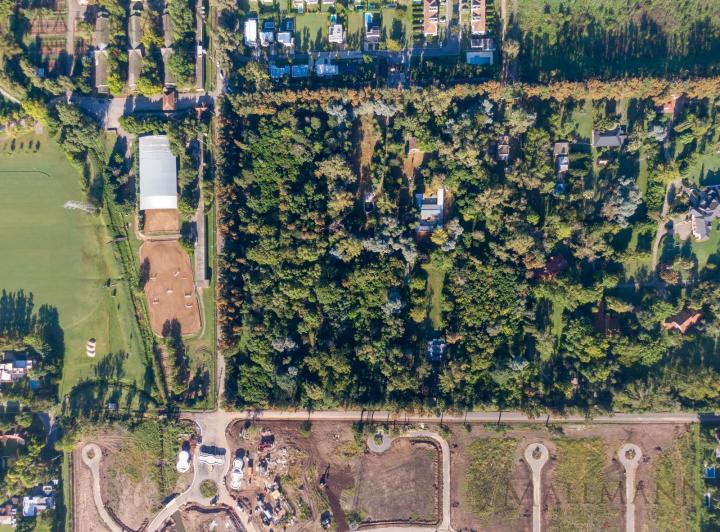Terreno · 12550m²