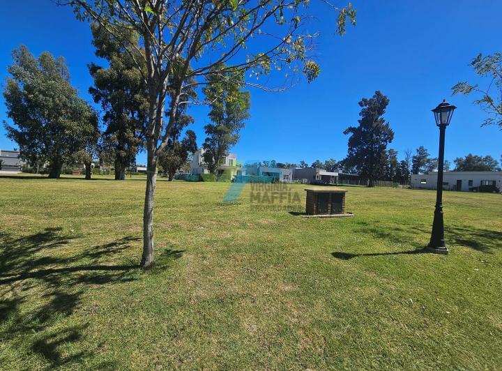 Terreno · 518m²
