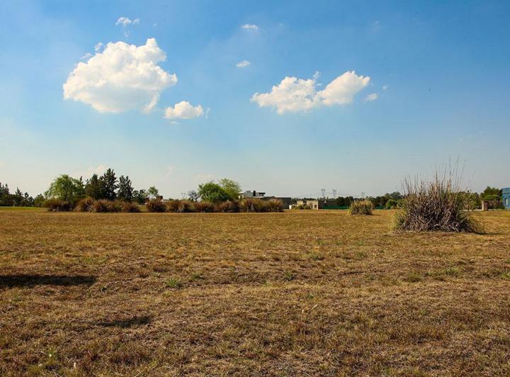 Terreno · 1494m²