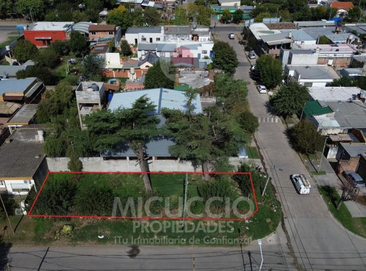 Terreno · 300m²