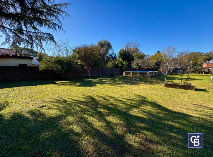 Terreno · 972m²