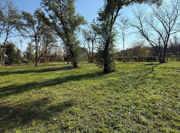 Terreno · 2042m²