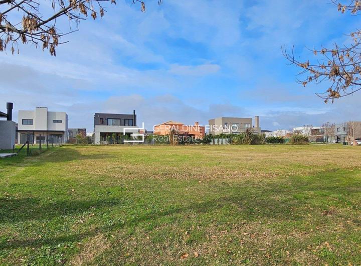 Terreno · 543m²