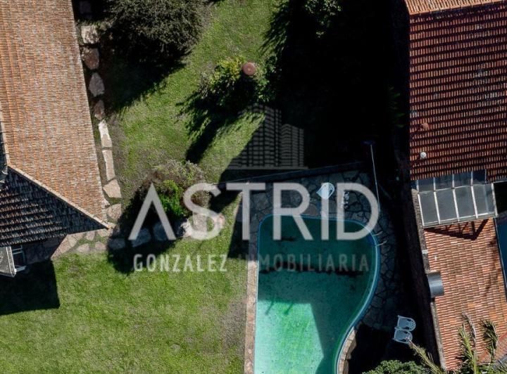 Terreno · 277m²