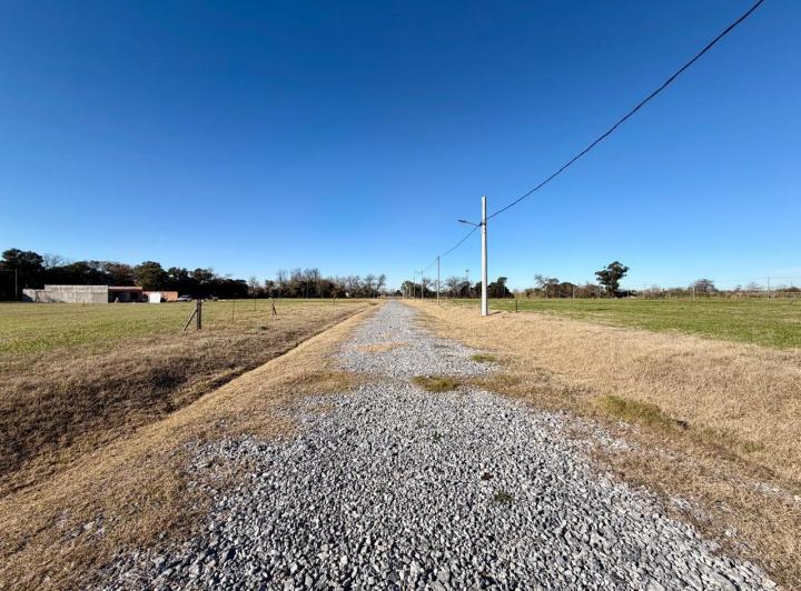 Terreno · 933m²