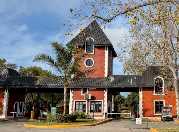 Terreno · 940m²