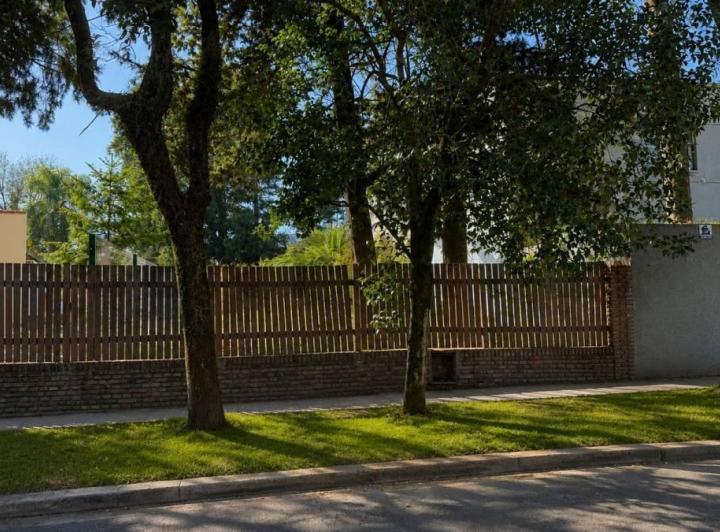 Terreno · 303m²
